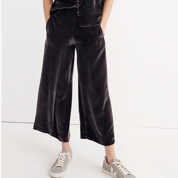 Madewell Pants - Madewell Velvet Pull-On Pants Dark Metal Size MD Madewell Pants - Madewell Velvet Pull-On Pants Dark Metal Size MD